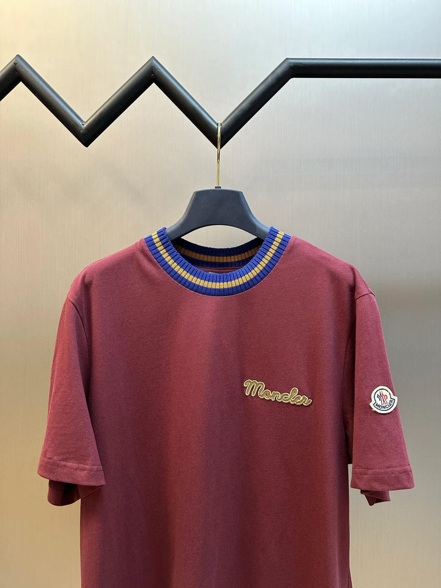 Moncler ， ， Moncler ， ， 。 ， ， Moncler 。 ， ， ， ， ， 。 size：s m l xl
